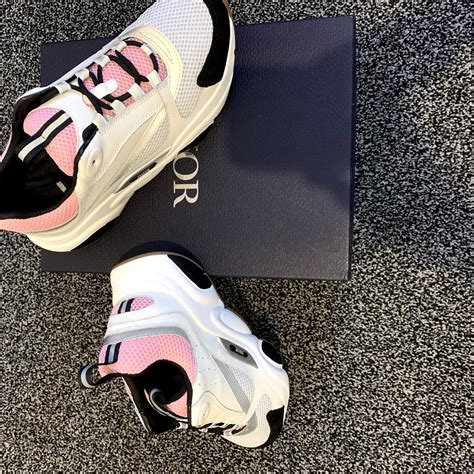 pink dior sneakers b22|dior b22 trainers for men.